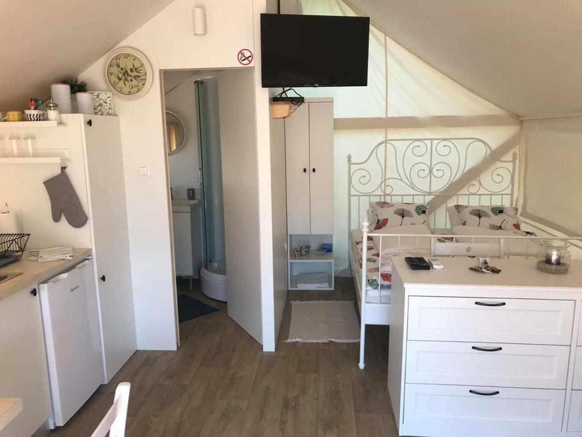 Glamping Ugljan Ξενοδοχείο Ζαντάρ Εξωτερικό φωτογραφία